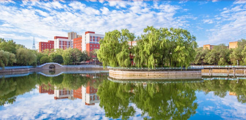 关于肉漫
2023-2024学年第二学期 转专业转...